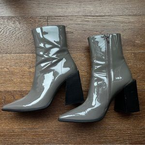 Jeffrey Campbell LA-Siren Booties - Grey Patent